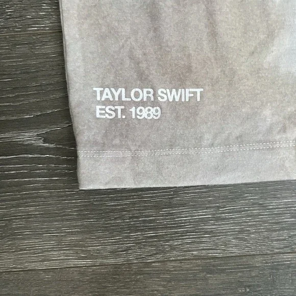 Taylor Swift 1989 Tie-dye sleeveless tunic Size 3XL Tunic Casual 80s 90s - Picture 2 of 7